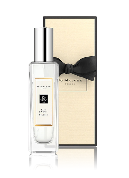  باسيل أند نيرولي